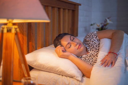 Dormir sur le côté : l’oreiller idéal pour un bon alignement