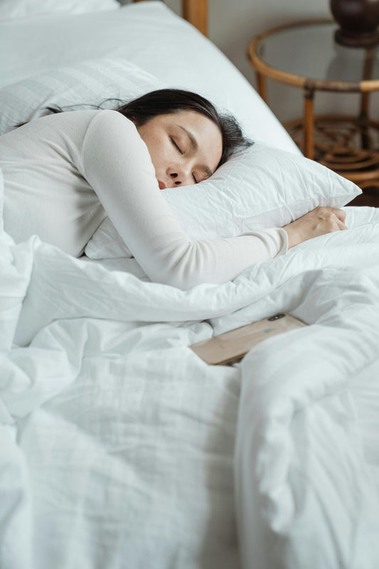 Dormir sur le côté : comment choisir le bon oreiller ? - Ma Belle Nuit